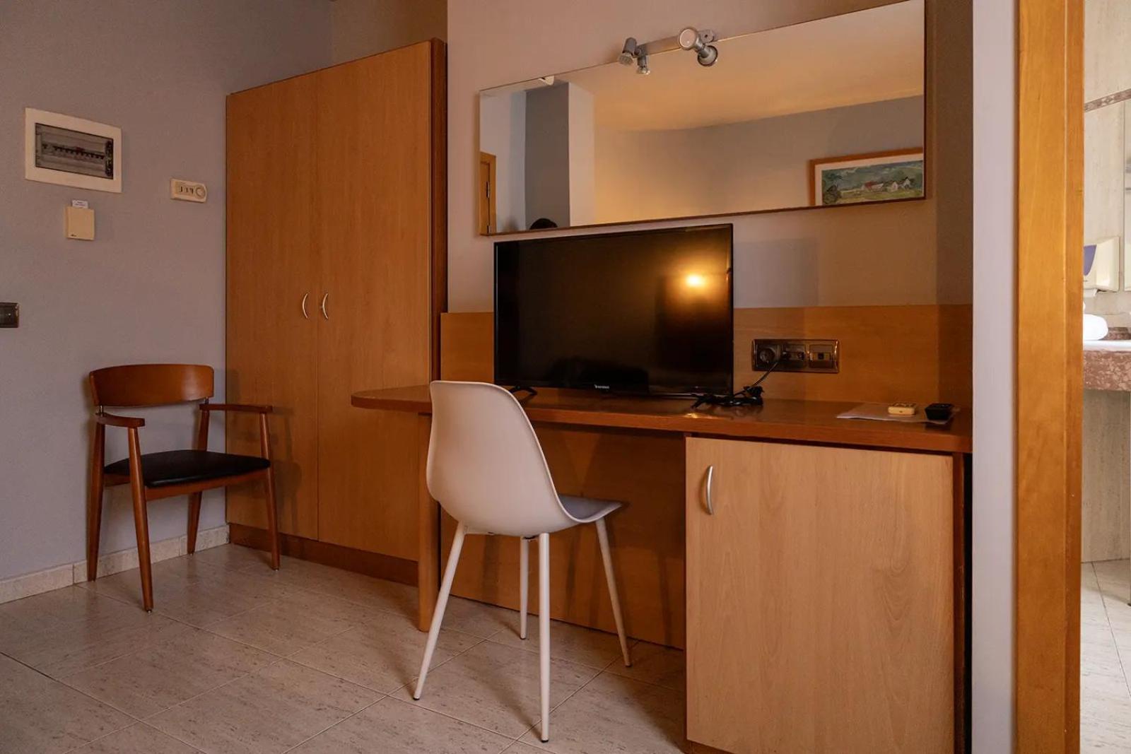 Hotel サント・セロニ エクステリア 写真