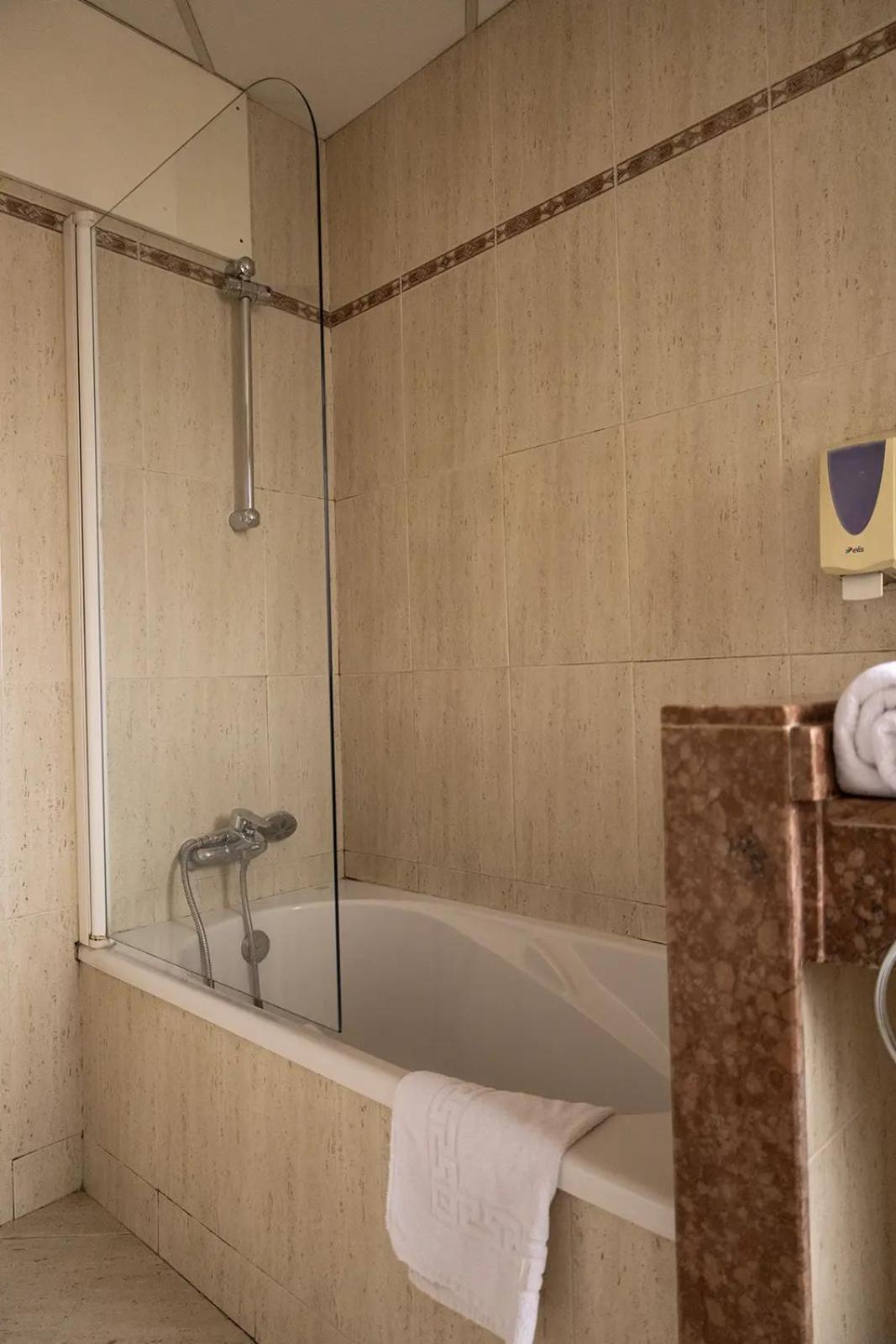 Hotel サント・セロニ エクステリア 写真